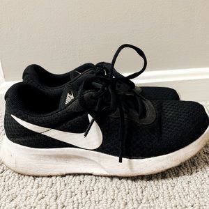 White/Black Nike Tanjun Sneakers